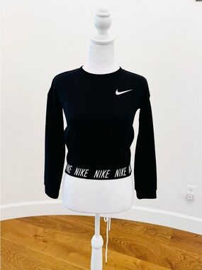 Nike Black Dri-FIT Cropped Long Sleeve Crewneck Top with Logo Band - S